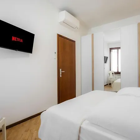 Apartament Eap 2, *