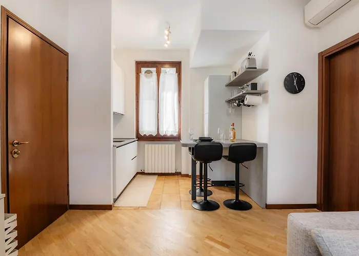 Eap 2, Apartmán Verona